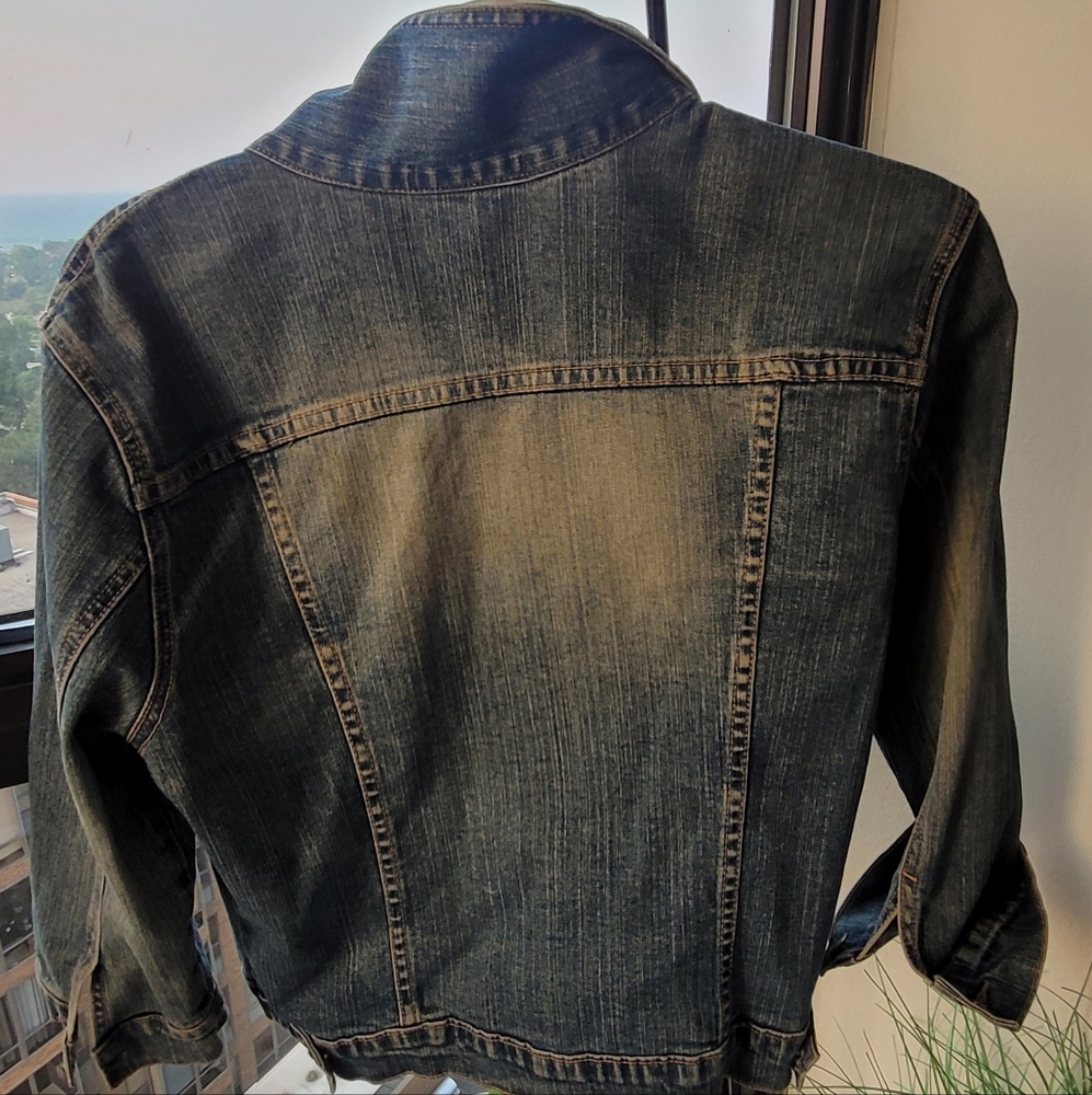 Jean Jacket - Picture 2 of 6